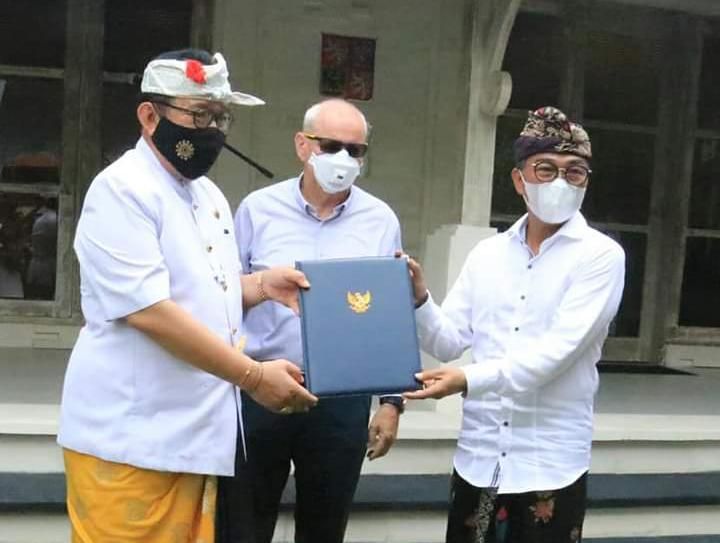 podiumnews.com-Cok Ace Apresiasi Pengukuhan Konsul Kehormatan Republik Ceko Sidharta Putra